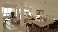 Beautifully Decorated Apartment! Maulf Hill - Ocean View! 150m2 - بيت ضيافة
