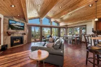 Lake View Stylish Timber House - South Lake Tahoe. Nevada
