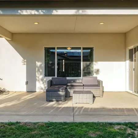 Spacious 4-bedroom house in a phenomenal location