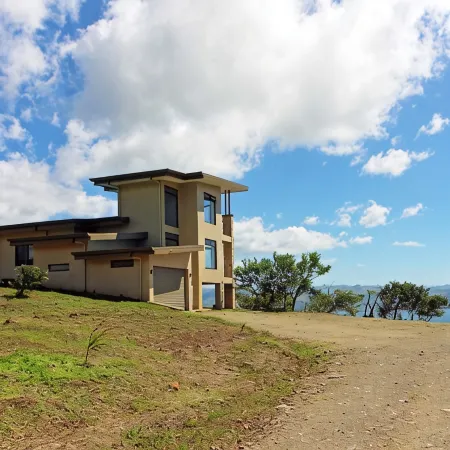 New Modern Home with Best view of Arenal Volcano and Lake Arenal