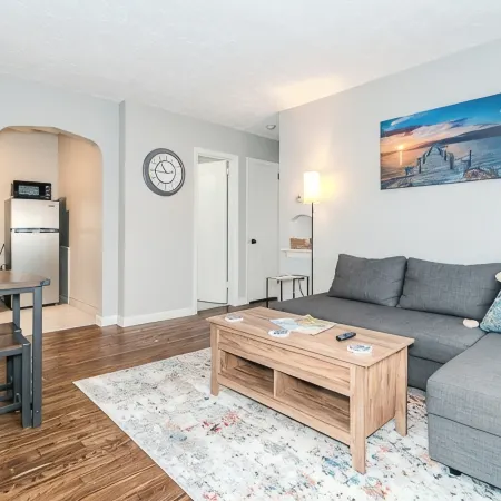 City View Suite Unit #6 -2 Br 1BA in Serene Fairport Harbor