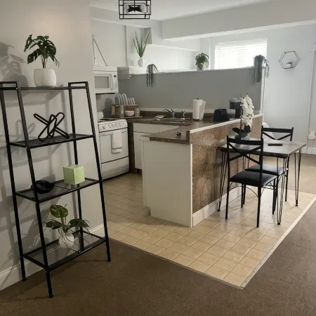 Historic Downtown Studio Steps from Eateries & Wvu
