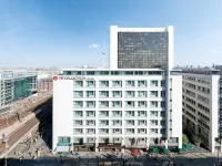 NH Collection Berlin Mitte Friedrichstrasse Отели рядом с достопримечательностью «Мемориал памяти убитых евреев Европы в Берлине»
