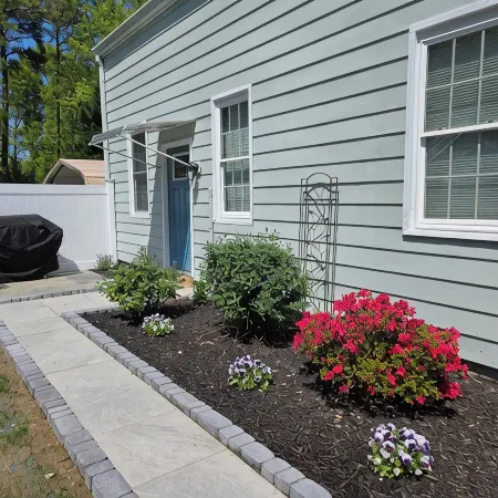 Walk to everything Rock Hall from this 1st floor apartment. Sleeps 4!