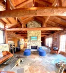 Glass Cottage Overlooking Beartooth Mountain Range - 4-Star