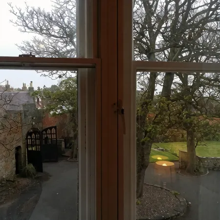 Sea View Apartment with Commanding Sea Views in Crail Hotels in Crail