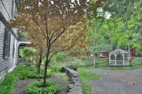 Birch Creek Retreat ~ 8br, 8ba, New Hot Tub + Sauna - homestay