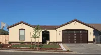 Brand New Home Close to Sequoia /w Tub & Games