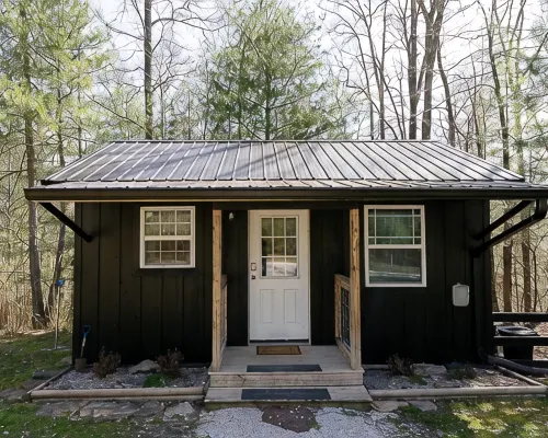 "Stars Hollow" Cozy Mini Cabin Stay - RRG Hotels in Wolfe County