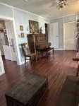 Spacious 5 Bedroom House On Double Lot In Lakeside One Block From The Lake!