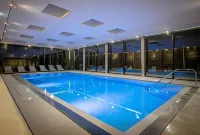 Van der Valk Hotel Assen - piscina