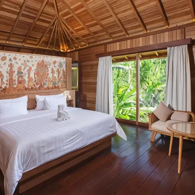Giriwood Hotel & Villa Hotels near Gitgit Waterfall