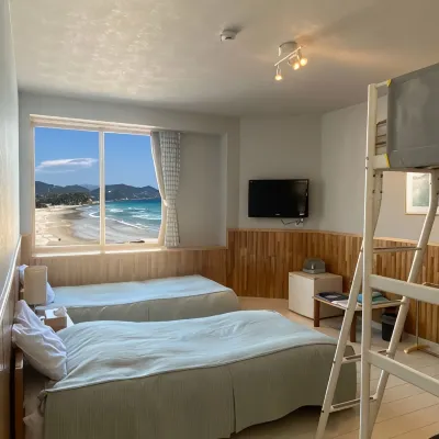 Shirahama Mariner Hotels near 白浜海岸