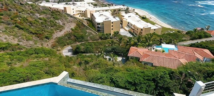 Luxury Villa, Walk to beach, BRAND NEW 55KW BACKUP GENERATOR Hotels in Sint Maarten