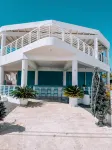 Aqua Marina Beach Club - Pools