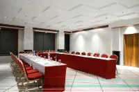 Hotel Jewel of Chembur - Bed and Breakfasts
