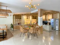 Masri Living by Daphna Management