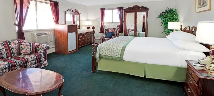 Studio Lodge Laramie Hotels in Laramie