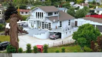 Top of the Town - Homestays