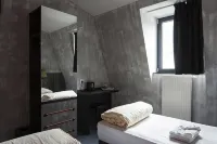Brxxl 5 City Centre Hostel