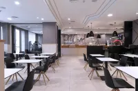 Hotel Blanca de Navarra - breakfast