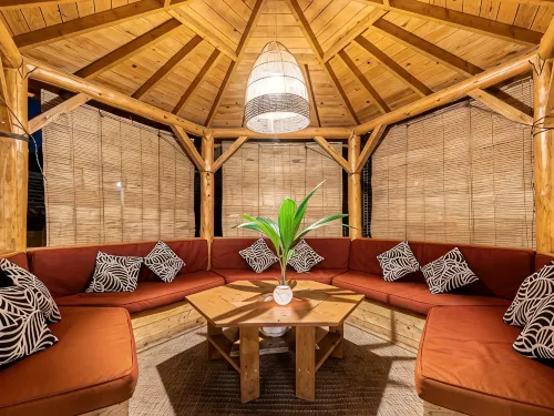 Kira Resort
