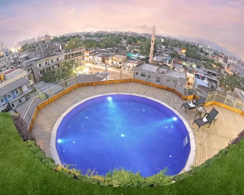 Golden Tulip Jaipur City Center Ξενοδοχεία στην πόλη Τζαϊπούρ