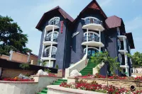 Shadow Boutique Hotel SPA