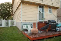Family Pet Friendly 3-Bedroom Vintage Inspired House in Kyle - Plum Creek - 2-Star