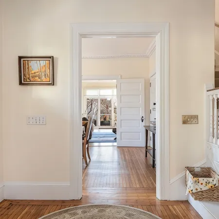 6Br w/ Parking Steps to Brown in College Hill
