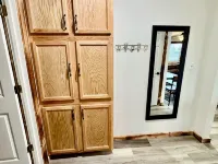 Drew’s Delight - Relax in Comfort!  Modern, Fully Remodeled, No Stairs! Hotels in Wright County