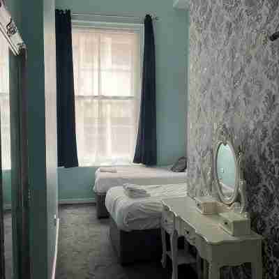 Location, Location, city centre apartment, 2 bedrooms, 2 bathrooms Rooms