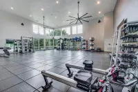 Poolside Bliss, Trails and Culinary Delights! - Gym