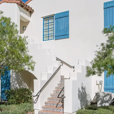 Majestic Mountain Views- 2 private patios- 2 bed/2 bath sleeps 6- 064225