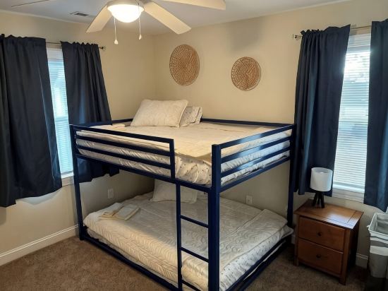 Norfolk 3Br Cozy Stay. Central to All & Comfort. Families & Contractors!