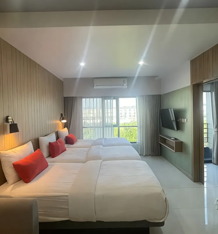 ห้องดีลักซ์สตูดิโอสำหรับสามท่าน