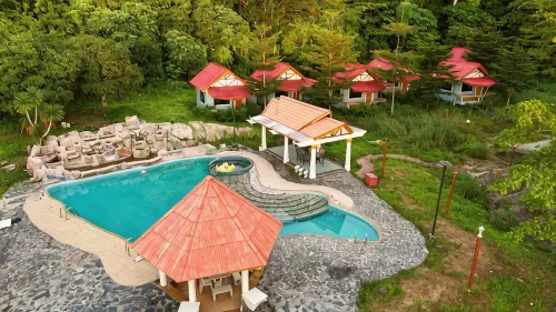 Koh Chang Cabana Resort with swiming pool & BEACH - B&Bs (Bed and breakfast)