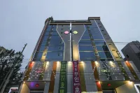 Daegu Sincheon Play & Stay Hotel Hotels in Dong-gu