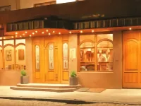 Geneva Hotel Hotels near West Park