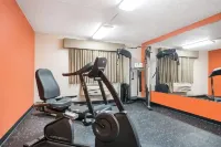Baymont by Wyndham Bloomington MSP Airport - Gym
