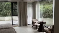 Linshanqi Homestay (Mount Fanjing Scenic Area East Gate)