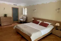 Architect's villa in Luberon pine forest 10 pers - Pool
