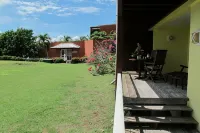 Auberge de la Vieille Tour - Parking