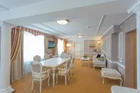 Belarus Hotel - Parkering