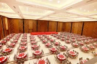 Grand Karlita Hotel Purwokerto - bar
