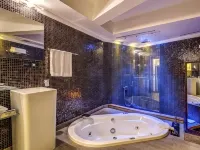 Trevi Collection Hotel - Gruppo Trevi Hotels Hotels near تريفي