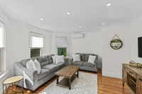 Private Beach House Retreat near Newport - Kitchens
