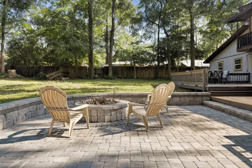 Modern 3-bedroom house walking distance from UF stadium!