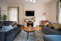5th and Grand - Lovingly Restored Brownstone Troy NY Unit 1 - Wifi