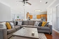 Just minutes from LSU, SU & Downtown Baton Rouge! - Wifi